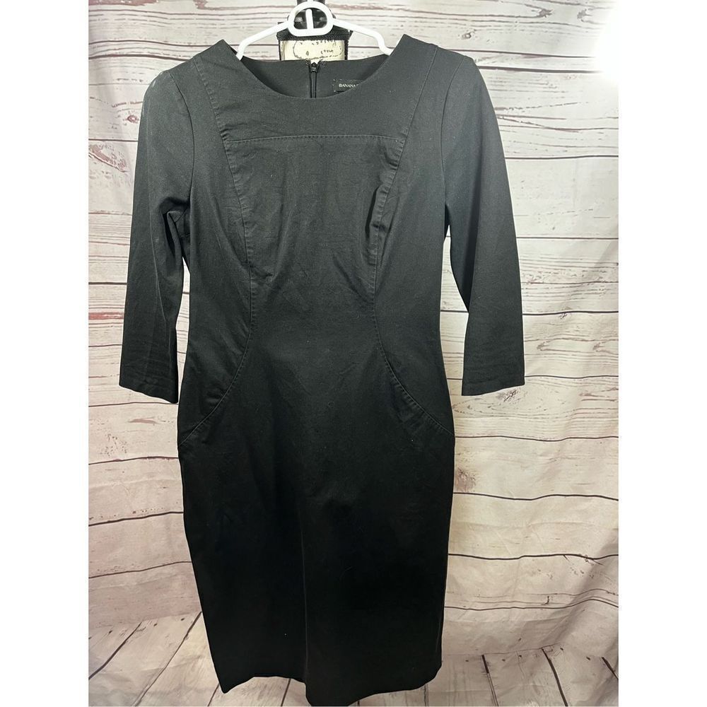 Banana Republic size 4 petite fitting black cotton/rayon dress, 3/4 sleeves (#18